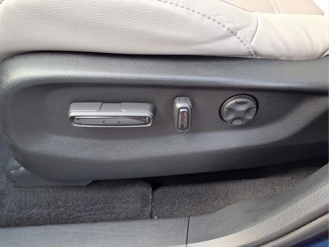 Used 2018 Honda CR-V Touring image 21