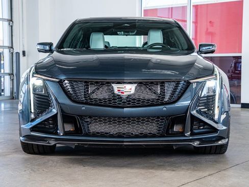 Used 2025 Cadillac CT5 V Blackwing w/ Carbon Fiber 2 Package image 3