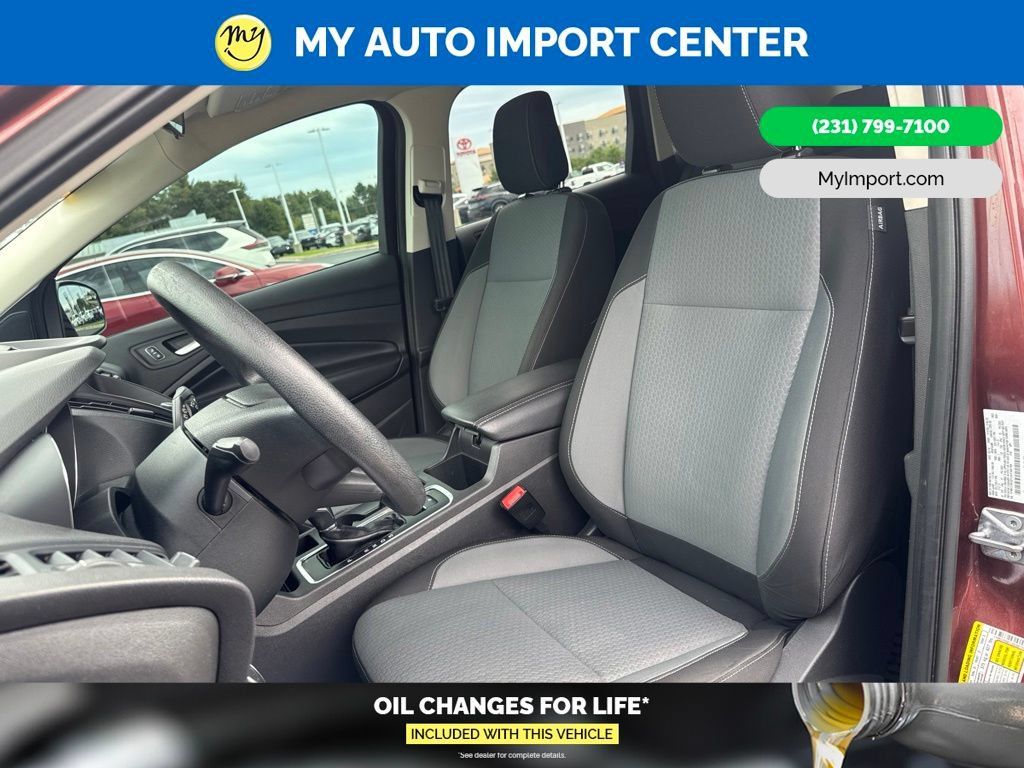 Used 2018 Ford Escape SE w/ SE Sync 3 Package AWD/4WD image 13