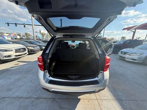 Used 2017 Chevrolet Equinox LT w/ Convenience Package FWD image 10