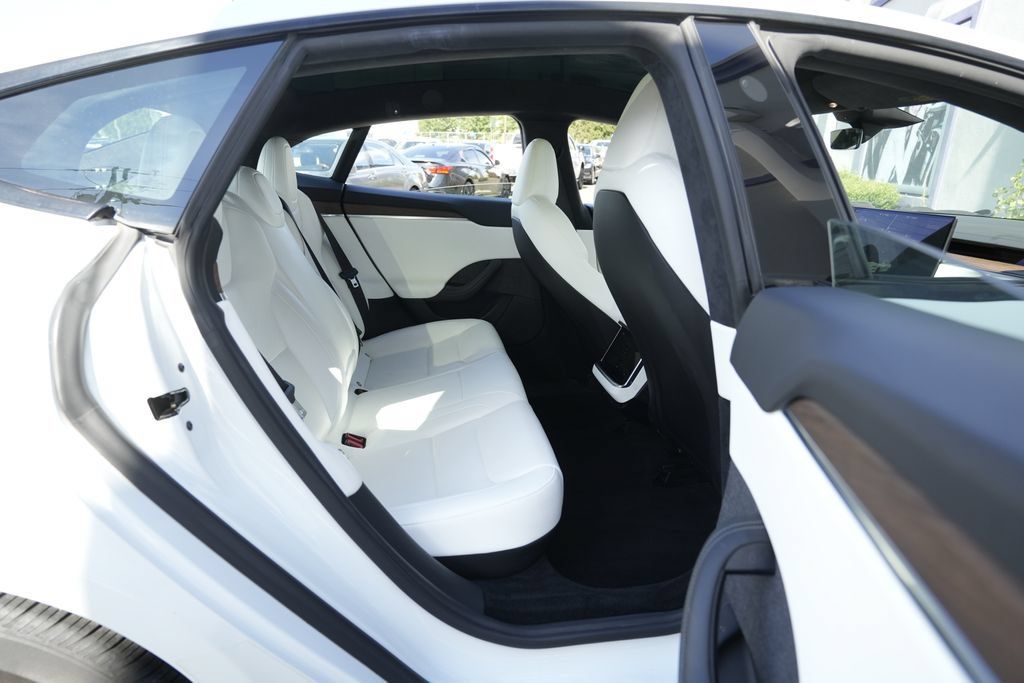 Used 2021 Tesla Model S Long Range AWD/4WD image 37