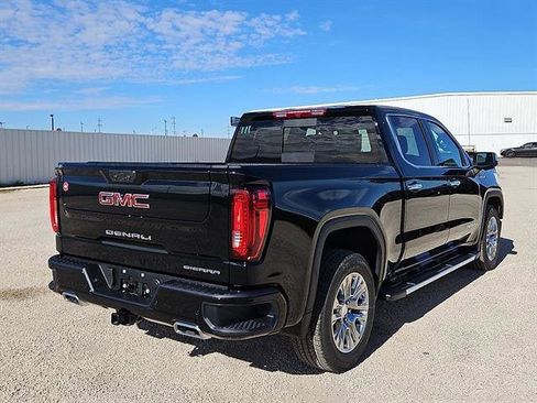 New 2026 GMC Sierra 1500 Denali image 5