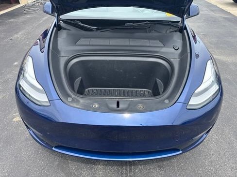 Used 2021 Tesla Model Y Long Range AWD/4WD image 24