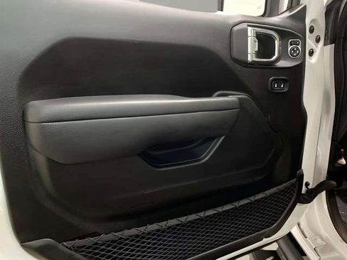 Used 2025 Jeep Wrangler Unlimited Rubicon 4xe w/ Safety Group image 56