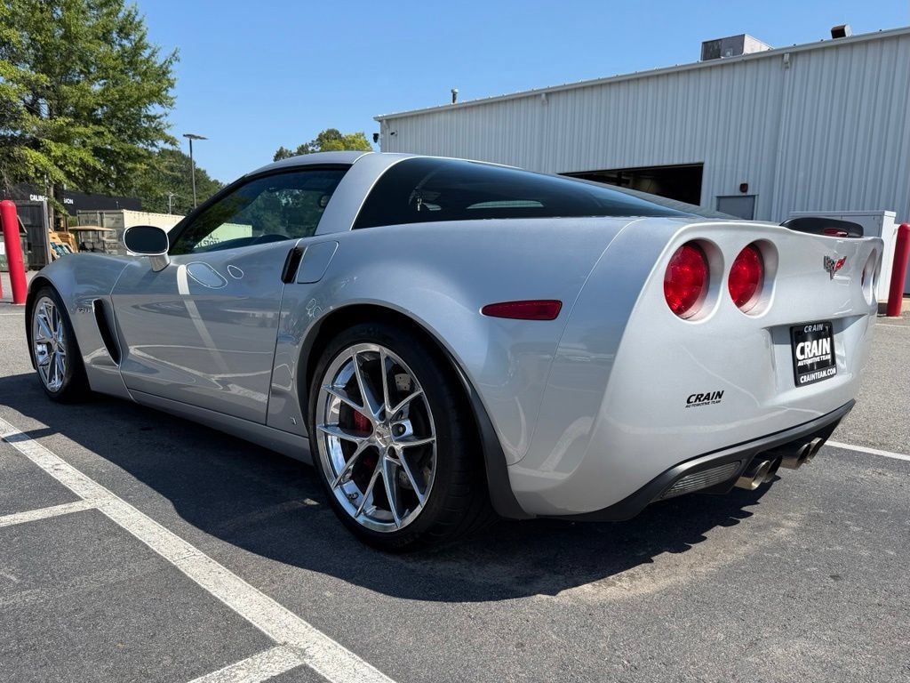 Used 2009 Chevrolet Corvette Z06 w/ Preferred Equipment Group RWD image 5
