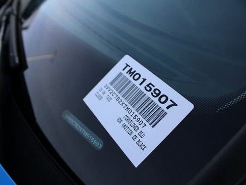 New 2026 Volkswagen Taos SE image 30