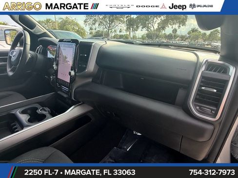Used 2025 RAM 1500 Big Horn AWD/4WD image 17