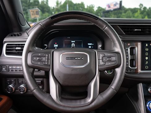 Used 2024 GMC Yukon Denali Ultimate AWD/4WD image 55