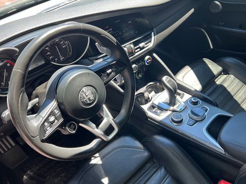Used 2020 Alfa Romeo Giulia Ti Sport AWD/4WD image 12