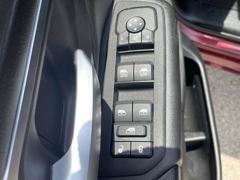 Used 2025 RAM 1500 Big Horn AWD/4WD image 16