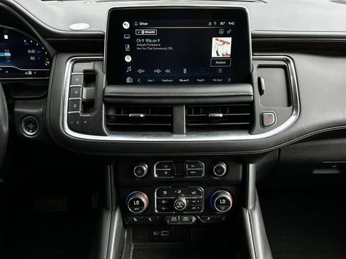 Used 2022 Chevrolet Tahoe LT AWD/4WD image 17