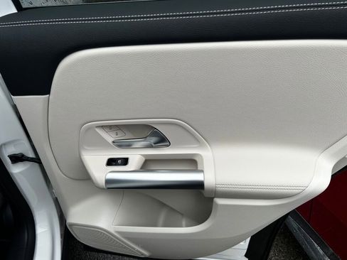 New 2026 Mercedes-Benz GLA 250 4MATIC image 21