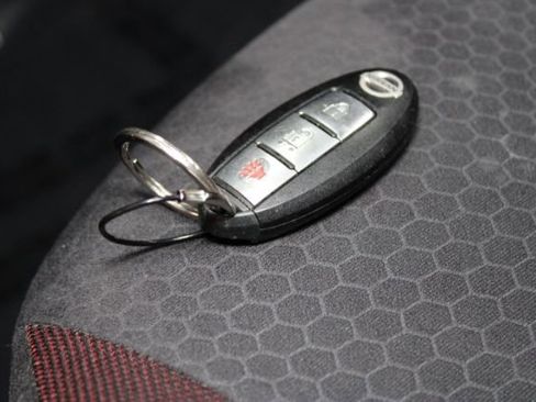 Used 2013 Nissan Juke SV image 14