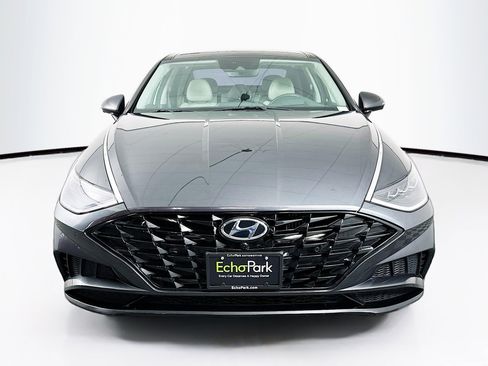 Used 2021 Hyundai Sonata Limited image 2