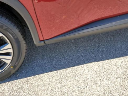 Certified 2023 Nissan Rogue SV image 10