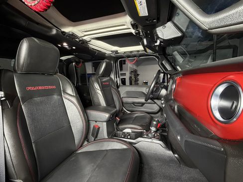 Used 2022 Jeep Gladiator Rubicon w/ LED Lighting Group image 17