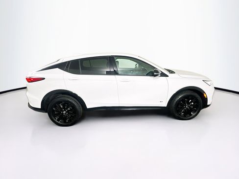 Used 2025 Buick Envista Sport Touring image 10