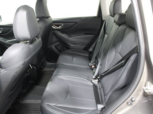 Used 2019 Subaru Forester Limited w/ Popular Package #3 AWD/4WD image 20