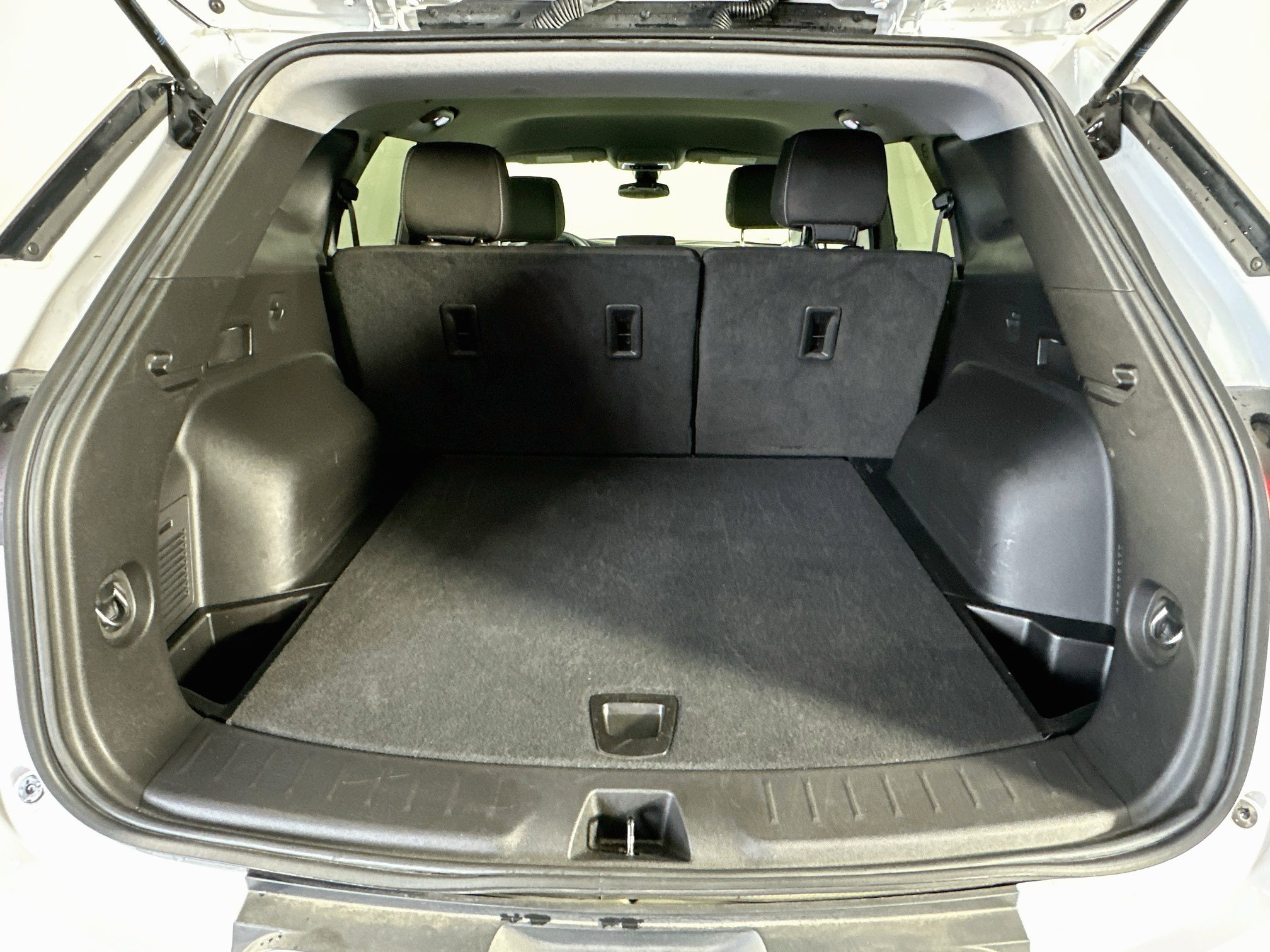 Used 2026 Chevrolet Blazer LT FWD image 29
