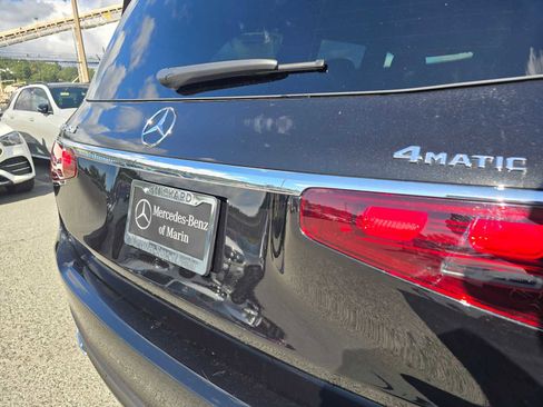 Used 2026 Mercedes-Benz GLS 450 4MATIC image 16