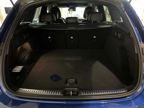 Used 2024 Mercedes-Benz GLC 300 4MATIC image 13