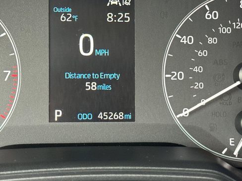 Used 2025 Toyota Corolla LE FWD image 3