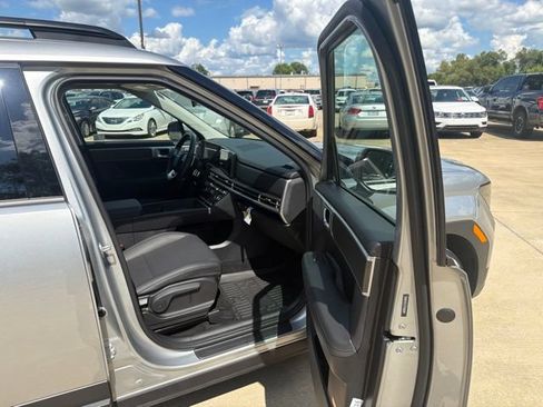 Used 2026 Hyundai Santa Fe SEL FWD image 26