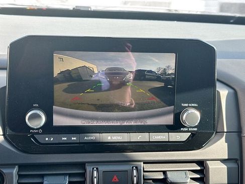 New 2025 Nissan Pathfinder S image 16