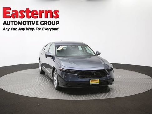 Used 2025 Honda Accord LX image 49