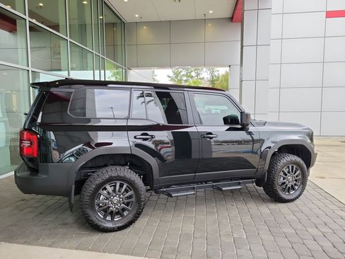 Used 2025 Toyota Land Cruiser 1958 image 7