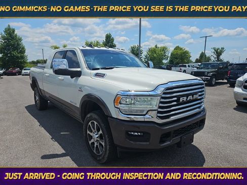 Used 2024 RAM 2500 Limited w/ Towing Technology Group AWD/4WD image 1