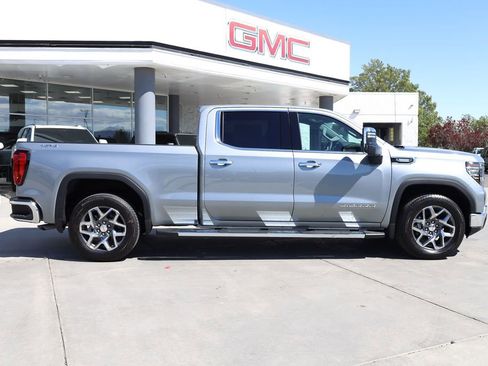 New 2026 GMC Sierra 1500 SLT w/ SLT Premium Plus Package AWD/4WD image 7