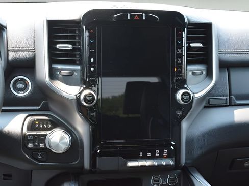 Used 2023 RAM 1500 Laramie AWD/4WD image 12