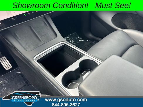 Used 2022 Tesla Model Y Performance AWD/4WD image 34