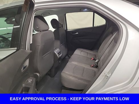 Used 2018 Chevrolet Equinox LT image 16
