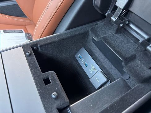 Used 2023 Jaguar F-TYPE Convertible RWD image 77