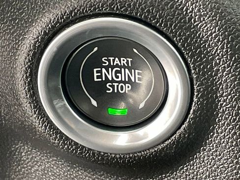 Used 2022 Chevrolet Silverado 2500 LT image 24