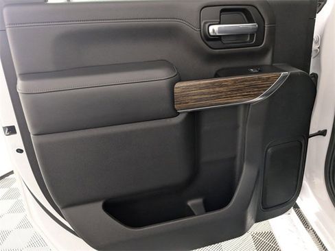 Certified 2022 Chevrolet Silverado 3500 High Country w/ Snow Plow Prep/Camper Package image 53