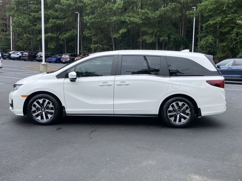 Certified 2026 Honda Odyssey EX-L image 7