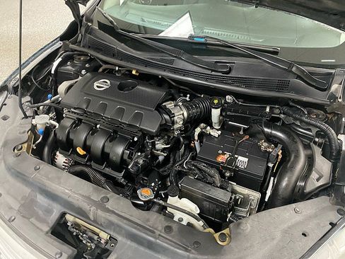 Used 2013 Nissan Sentra SV image 18