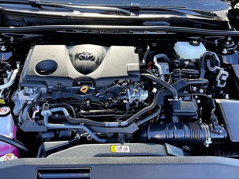Used 2026 Toyota Camry LE FWD image 31
