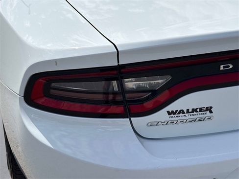 Used 2022 Dodge Charger SXT image 11