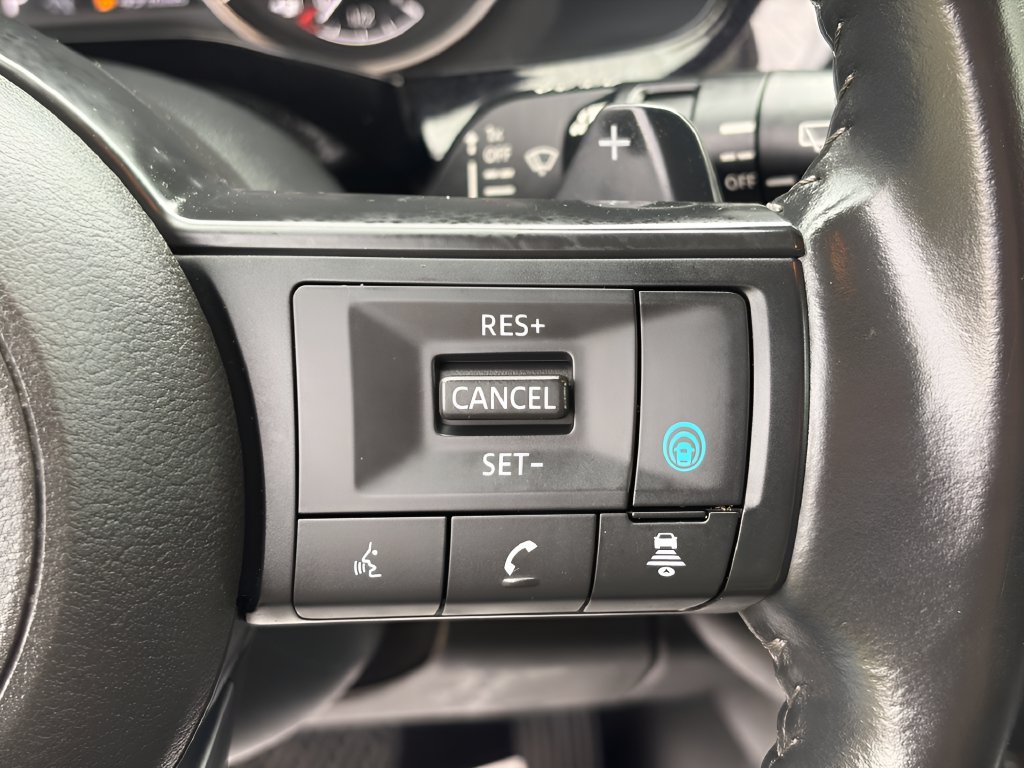 Used 2024 Nissan Pathfinder SV FWD image 20