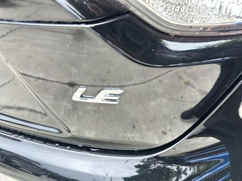 Used 2023 Toyota Corolla LE FWD image 12