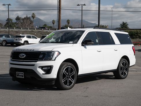 Used 2021 Ford Expedition Max Limited image 8