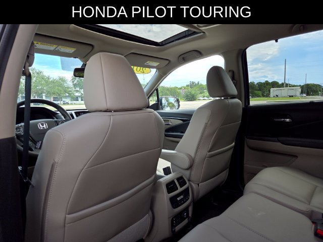 Used 2018 Honda Pilot Touring image 21