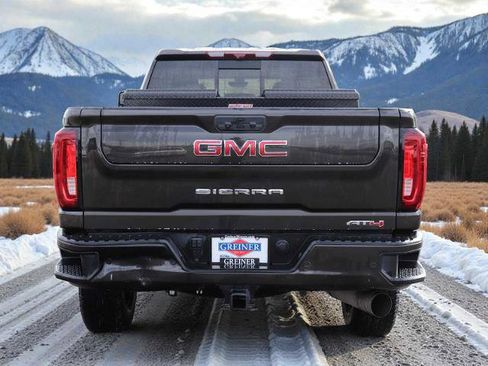 Used 2021 GMC Sierra 3500 AT4 w/ AT4 Premium Plus Package image 5