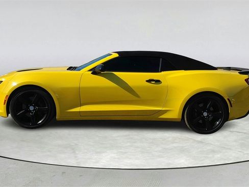 Used 2018 Chevrolet Camaro SS image 4