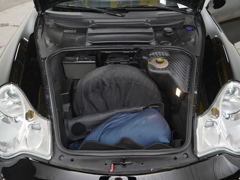 Used 2002 Porsche 911 Carrera RWD image 26