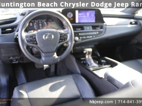 Used 2023 Lexus ES 350 w/ Premium Package image 14
